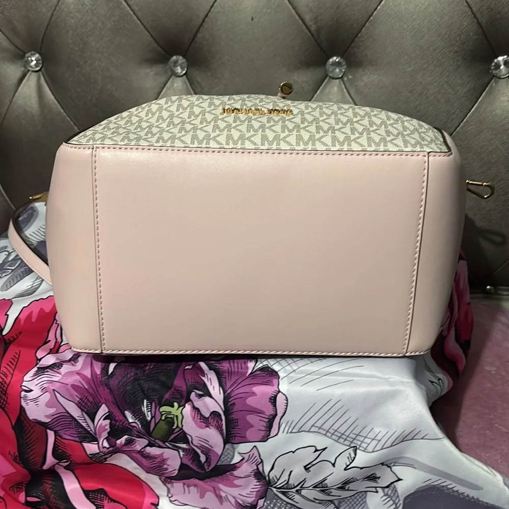 NWT Michael Kors Phoebe Large Draw String Bucket Grab Bag - Picture 5 of 8